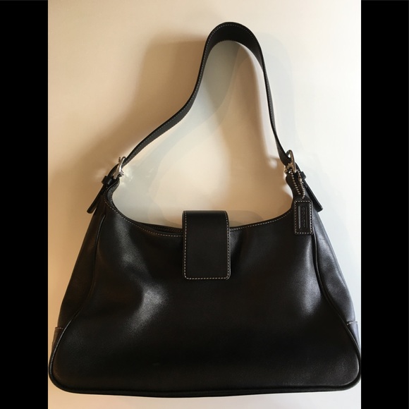Coach Handbags - Coach Black Leather Purse